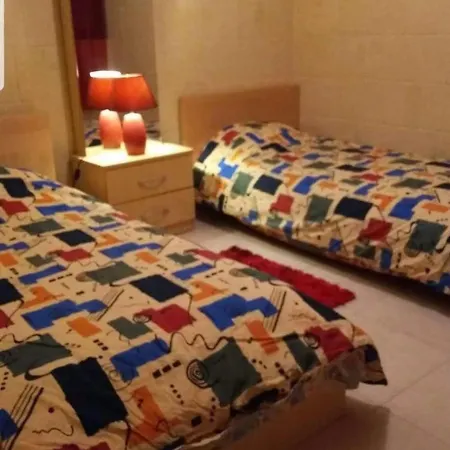 Appartement With Pool